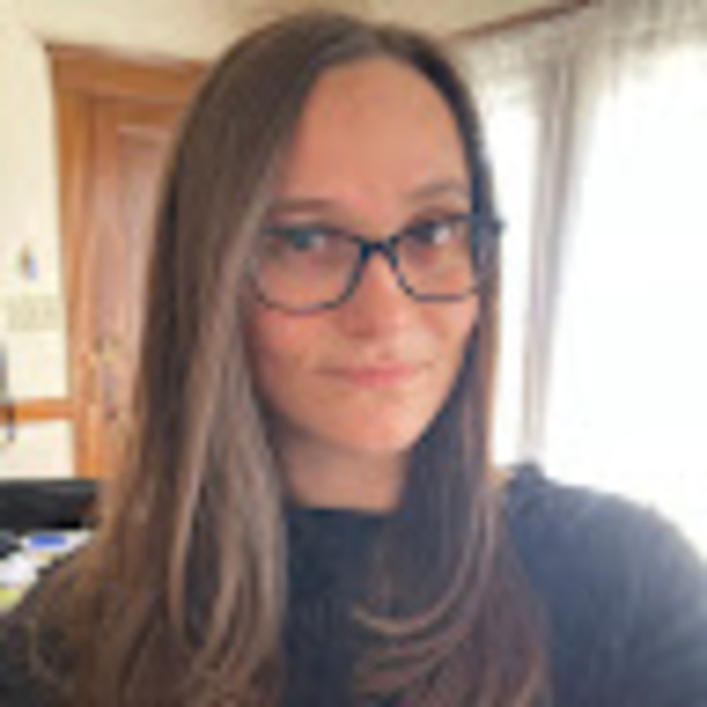 Meet your Posher, Kimberly